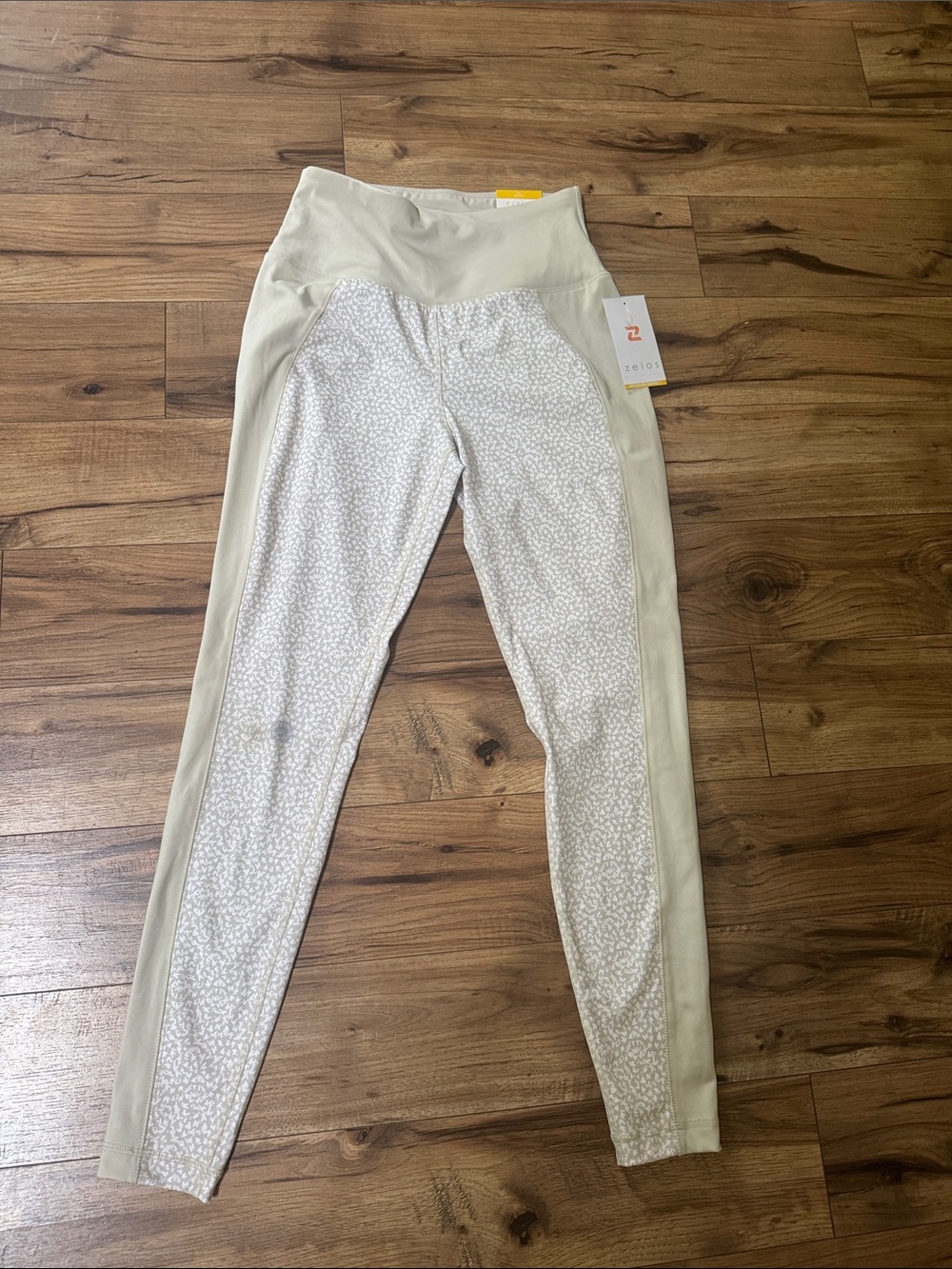 Zelos Cream High-Waist Leggings with Subtle White Print size M